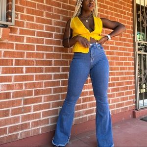 Yellow vest New York and Company